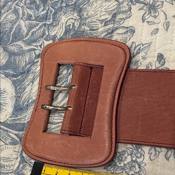 Jigsaw leather belt in mauve size Medium - Picture 5 of 6